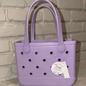Bitty Bogg Bag gorgeous color with bunny prints. New with tags.